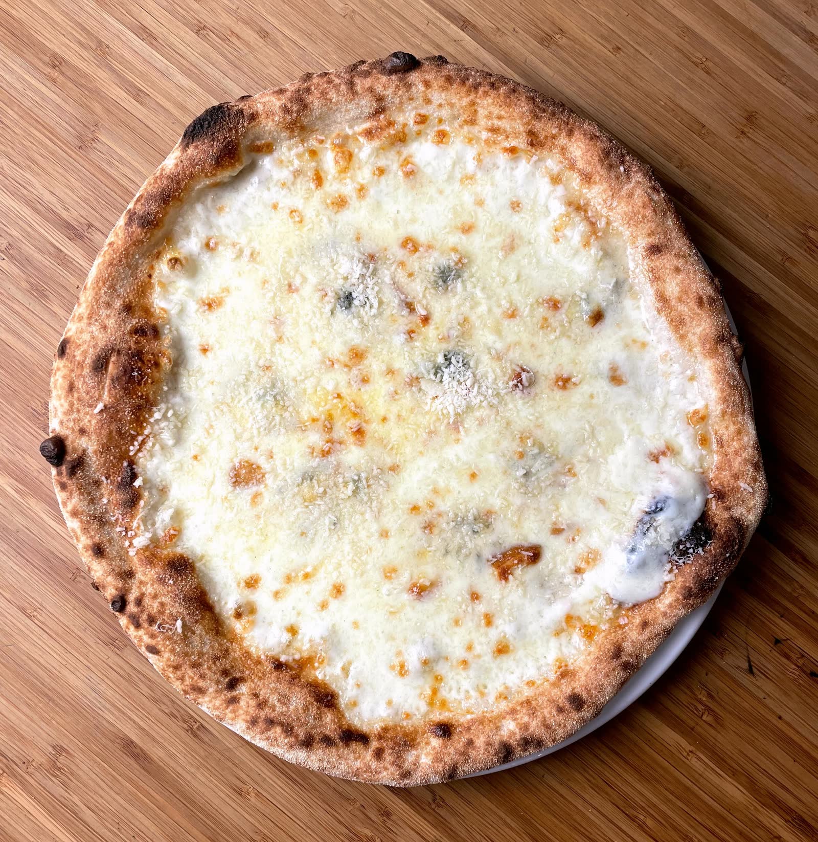 Quattro Formaggi pizza